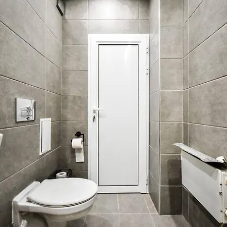 Work Friendly 2br Ac Terrace Free Parking